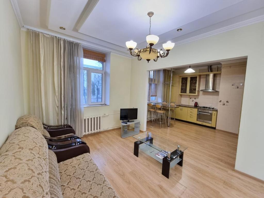 White New Apartments Ultracentral 2-Rooms In The Heart Кишинёв Экстерьер фото
